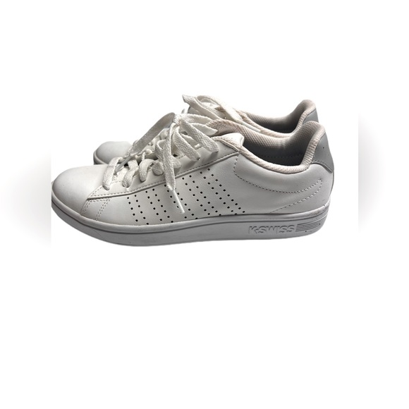 K-Swiss Shoes - K-Swiss White Leather Sneakers Women’s Size 8